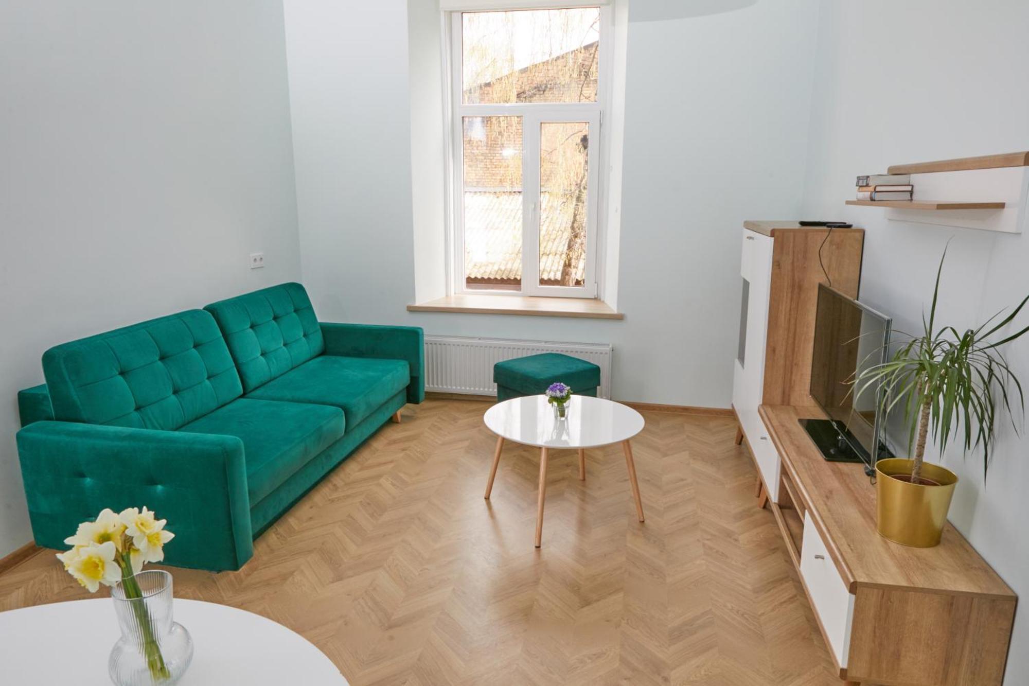 Modern Flat By Lukiskiu Square فيلنيوس المظهر الخارجي الصورة